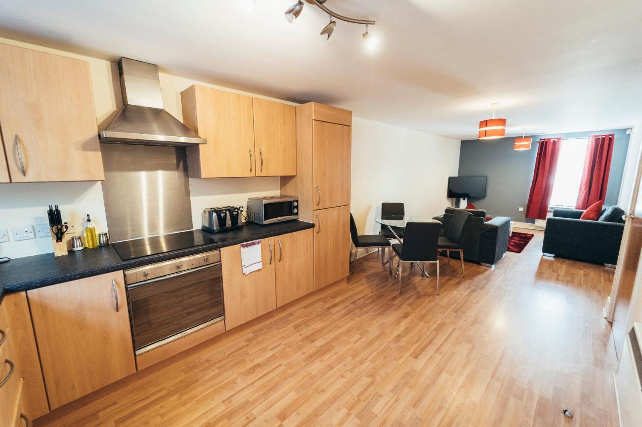 The Company, Dalby House Apartamento